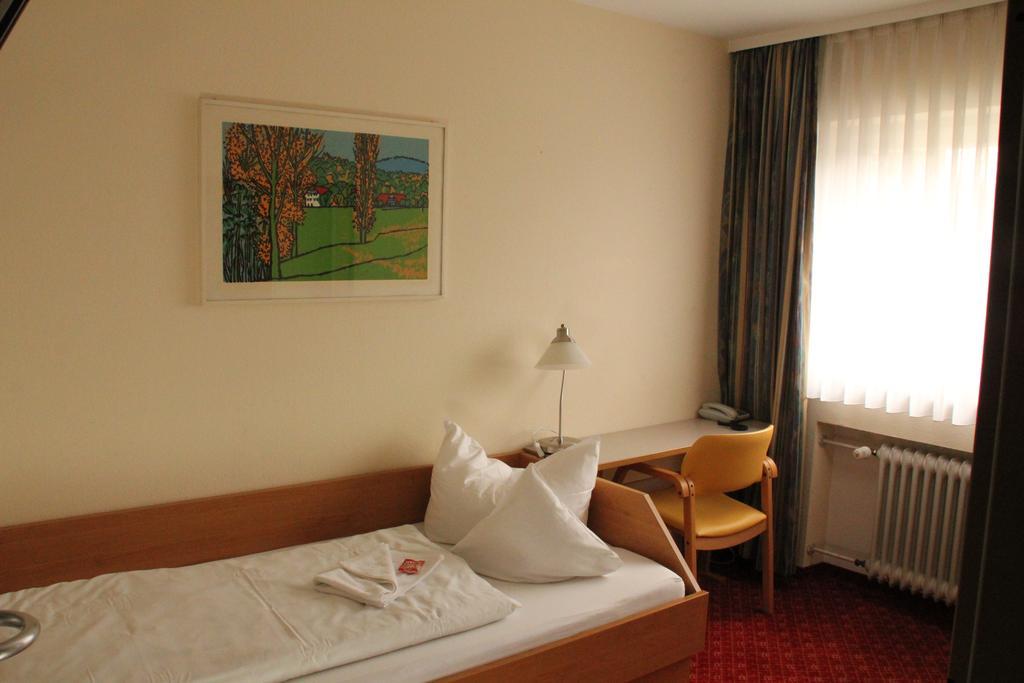 Hotel Traube Offenbourg Extérieur photo